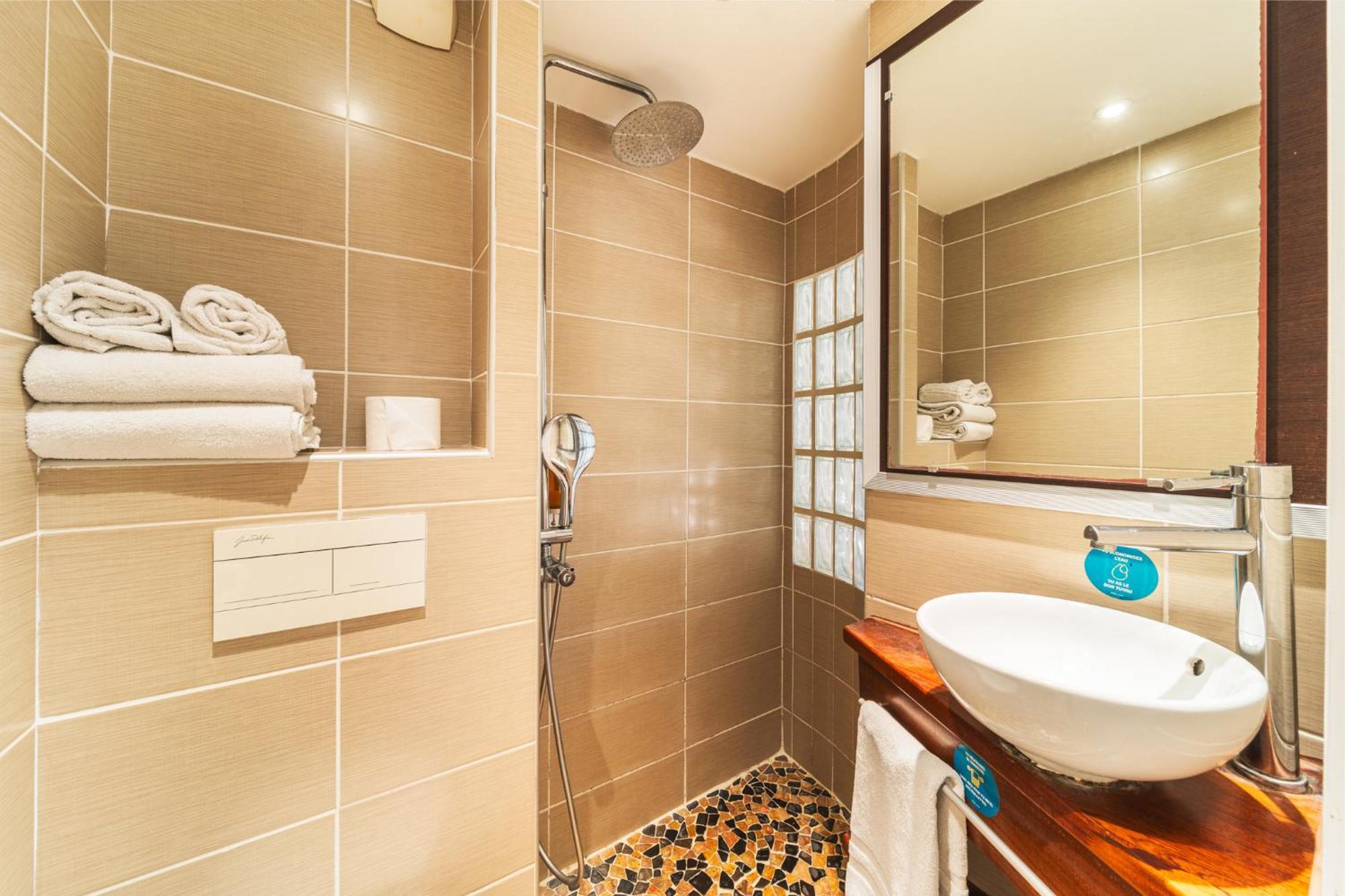Hotel Exsel Alamanda Сен-Жиль-ле-Бен Екстер'єр фото